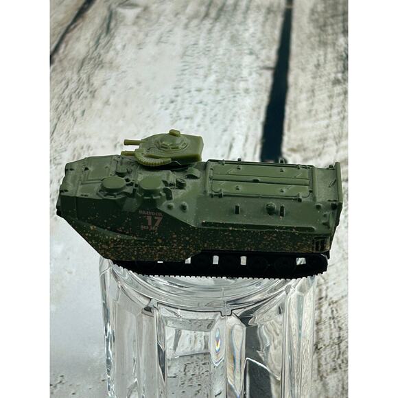 Matchbox 1999 Military First Editions Amphibious Personnel Carrier - Picture 1 of 6